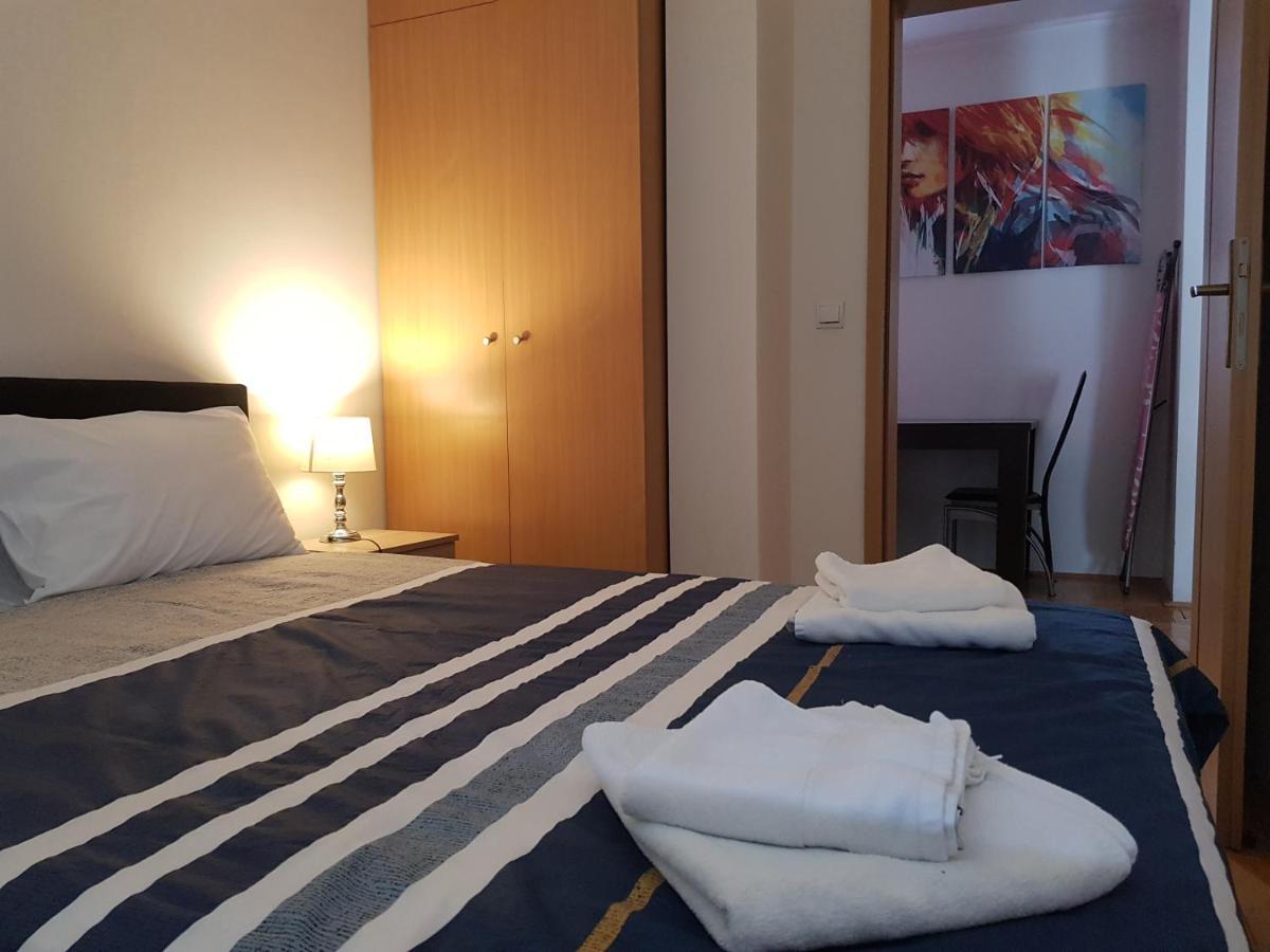 Rajiceva 5- Apartman Sa Prostranom Terasom I Garaznim Mestom Kragujevac Ngoại thất bức ảnh